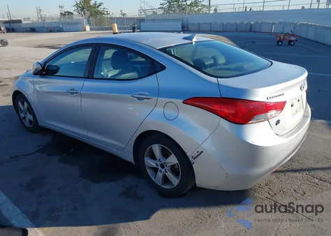 2013 Hyundai Elantra Gls/Limited from USA, damaged, VIN KMHDH4AE3DU606642